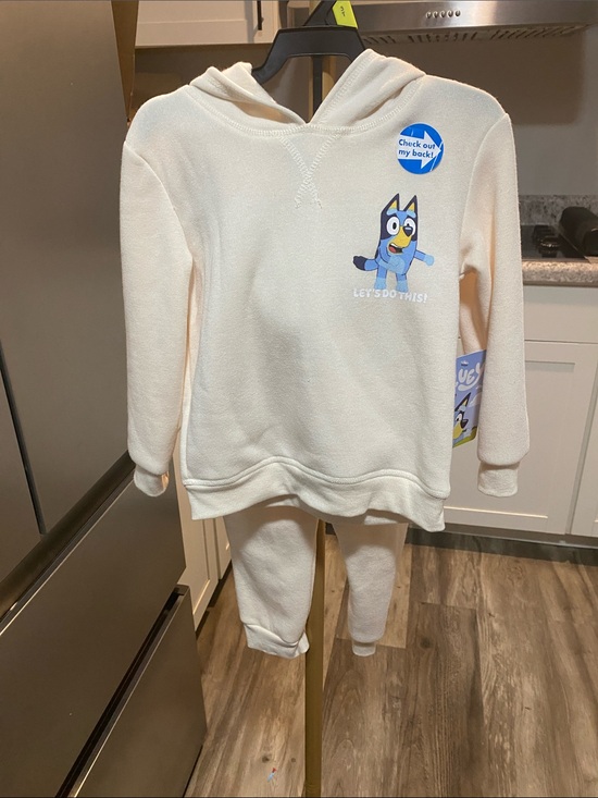 Bluey Other - Bluey size 3T Cream Hoodie & Joggers Set for Kids unisex NWT Boys  or girls